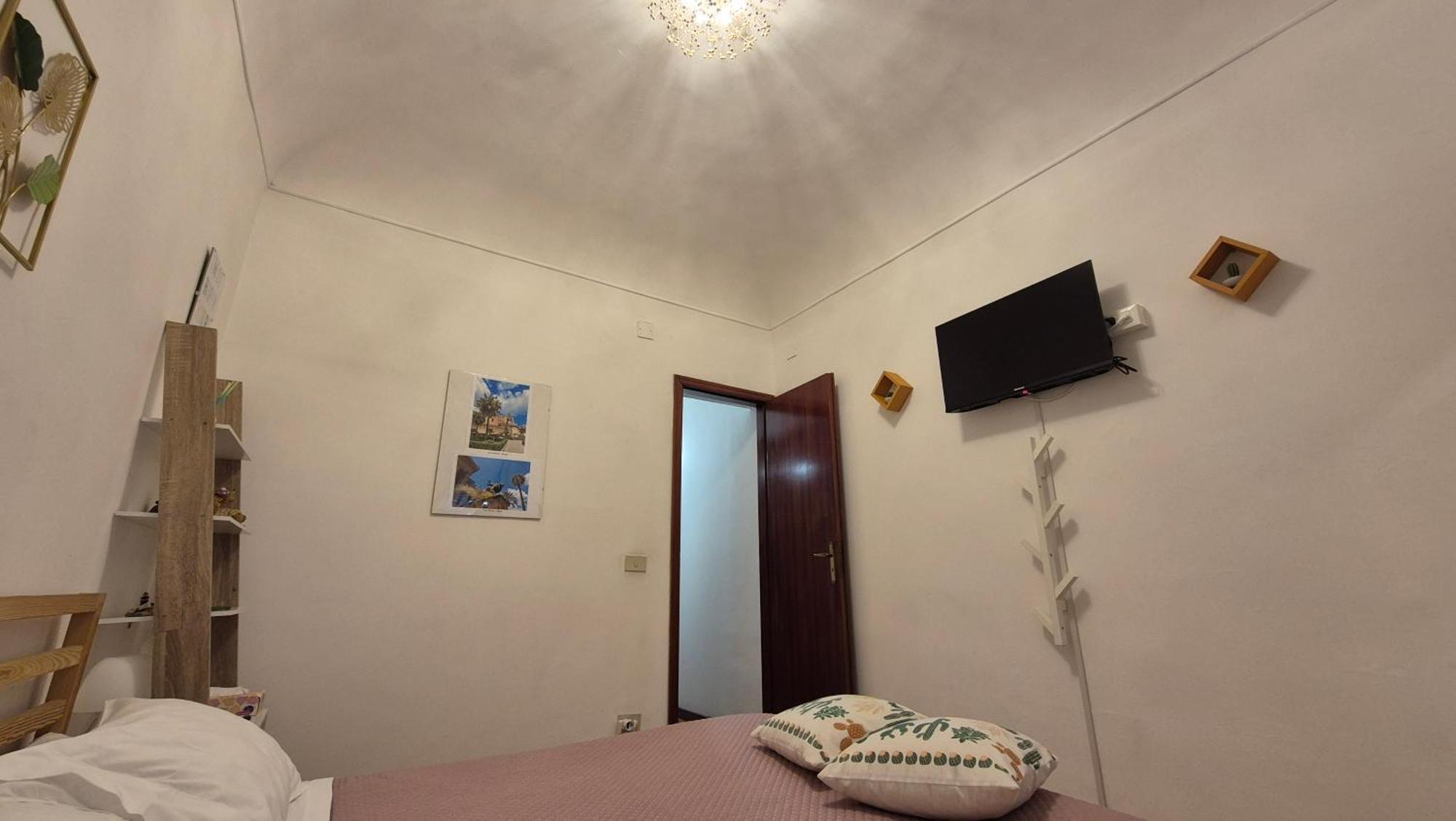 Ferienwohnung Leoni63 Palermo Zimmer foto